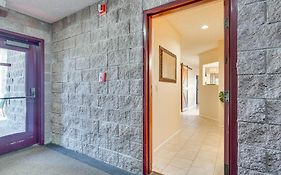 Queens Bay Resort Condo Walk To Golf, Pool, Beach